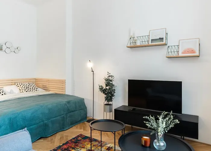 Apartamento Sunny In The Center Of Vrsovice *