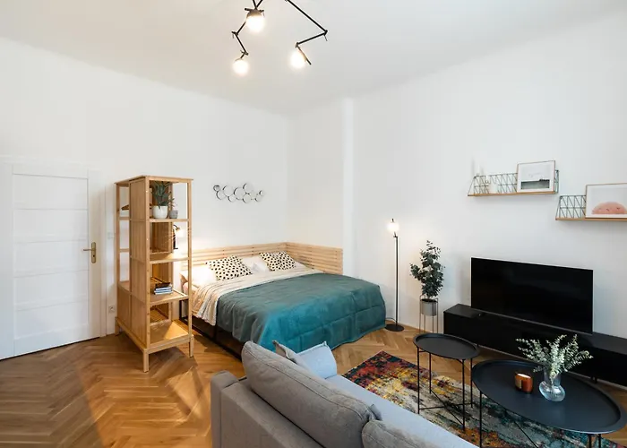 Apartamento Sunny In The Center Of Vrsovice Praga